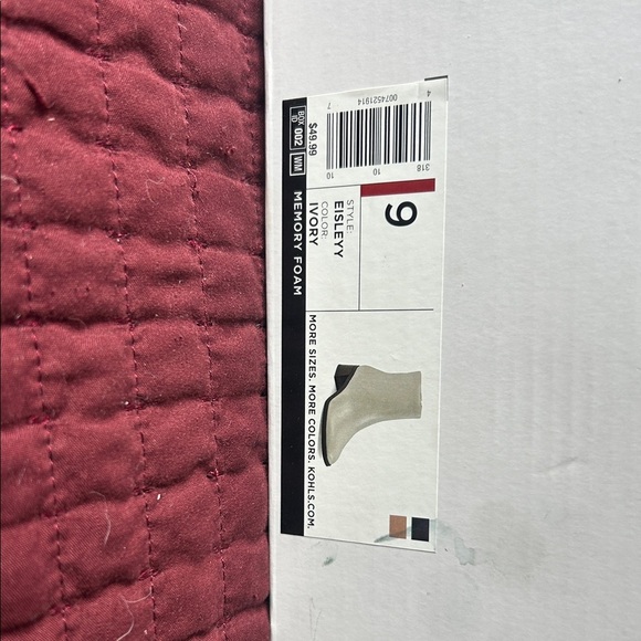 Sonoma Off-White Ankle Booties - Picture 9 of 11